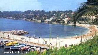 Plage de Beaulieu - La Baie des Fourmis