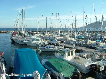 Cannes port abri du Béal