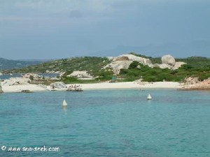 Îles Cavallo et Ratino