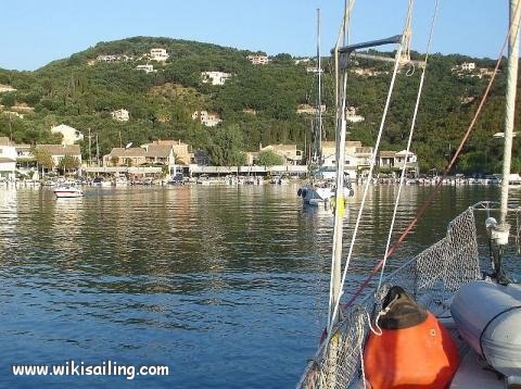 Ay Stefanou (côte W de Corfou)