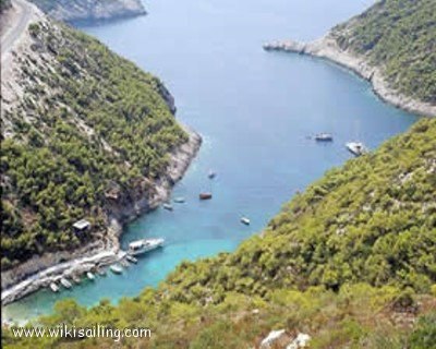 Baie de Porto Vromi, Navagio (Zante)