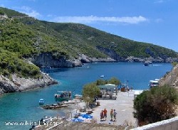 Baie de Porto Vromi, Navagio (Zante)