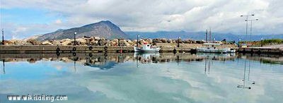 Port Episkopi (Kalamos)