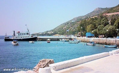 Ormos Loutrakion (Golfe de Corinthe - Grèce)