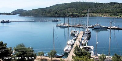 Port Trizonia (golfe de Corinthe - Grèce)