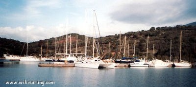 Port Trizonia (golfe de Corinthe - Grèce)