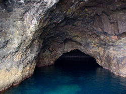 Grotta del bue marino (Filicudi)