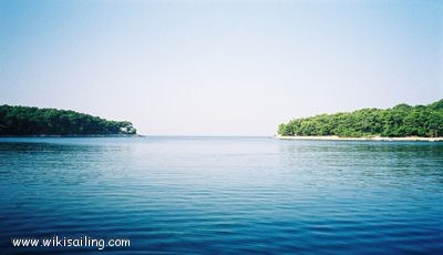 Luka Cikat (Baia di Cigale) (Losinj)