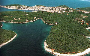 Mali Losinj marina (Losinj)