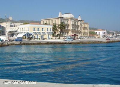 Spetses New harbour or Dapia