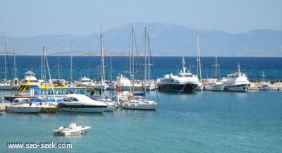 Port Milos (N. Angistri) (Grèce)