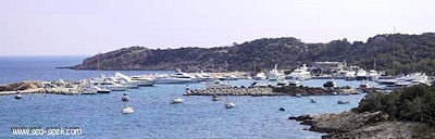 Vouliagmeni marina (Grèce)