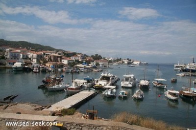 Vieux Port Spetses  (crique de Baltiza) (Grèce)
