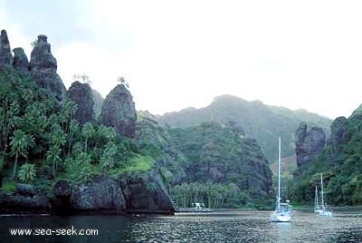 Baie de Hanavave (Fatu Iva) (Marquises)