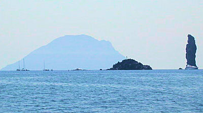 Scoglio Canna et Montenassari (Filicudi)