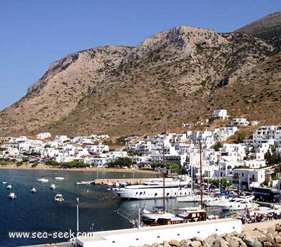 Port Kamares (Sifnos) (Greece)