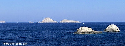 Port  Karavostasis (Folegrandos) (Greece)