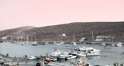 Port  Karavostasis (Folegrandos) (Greece)