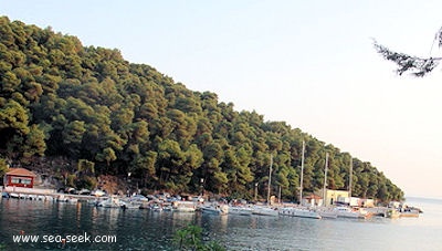 Port Agnontas (SKopelos) (Greece)