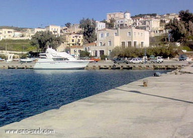 Port Mandraki (Oinoussa) (Greece)