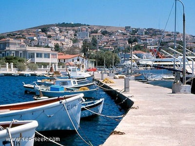 Port Mandraki (Oinoussa) (Greece)