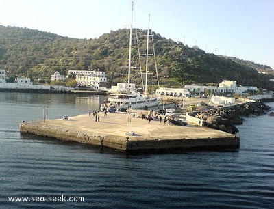 Port Mandraki (Nisyros) (Greece)