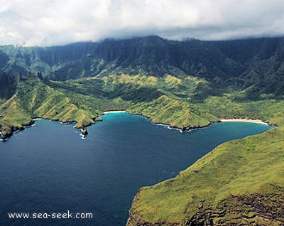 Baie Hakaehu (Nuku Iva) (Marquises)