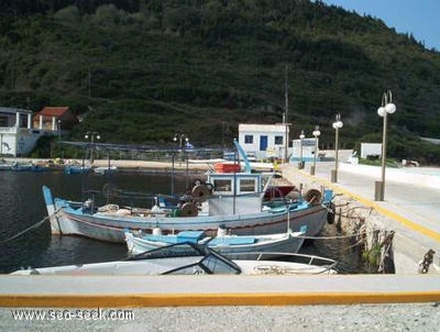 Port Plakes (N. Mathraki) (Greece)