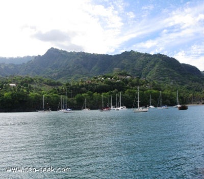 Baie de Tahauku (Hiva Oa) (Marquises)