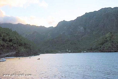 Baie de Vaitahu (Tahuata) (Marquises)