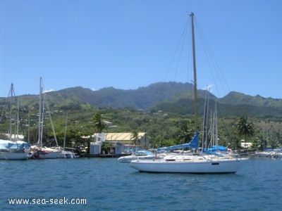 Port d'Arue (Tahiti) (I. Société)