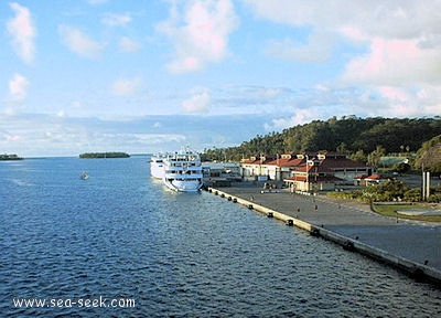 Port d'Uturoa (Raiatea) (I. Société)