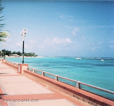 Mouillage de St Anne (Grande Terre)