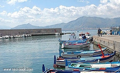 Porticciollo di Arenella (Sicilia)