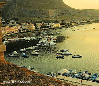 Porticciolo Bonagia (Sicilia)