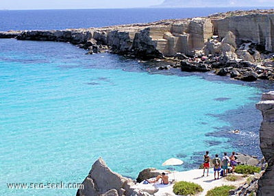 Cala Rossa (Favignana)