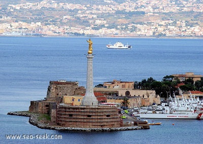 Port de Messine (Sicilia)