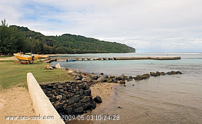 Baie d'Avera (Rurutu) (I. Australes)