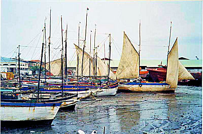 Port Mahajanga ou Majunga (Madagascar)