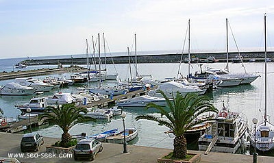 Porto Marina di Camerota (Italia)