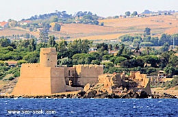 Porto marina Le Castella (Calabria)