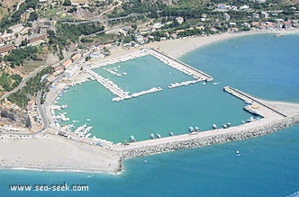 Porto di Cetraro (Italia)