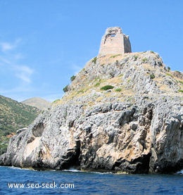 Punta Isoletti Policastro