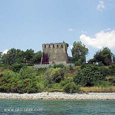 Ormeggio torre dell'Oliva Policastro