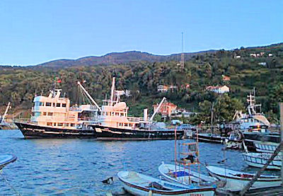 Kursunlu limani (Marmara denizi)