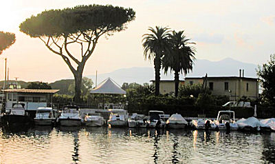 Porto Canale Foce del Garigliano