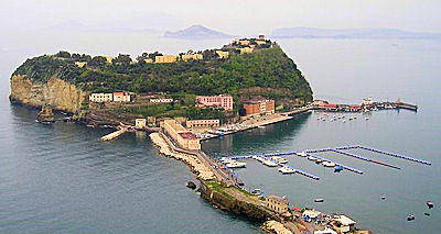 Porticciolo turistico di Nisida