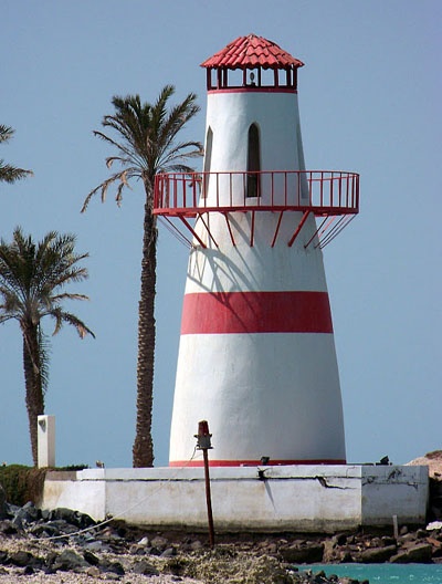 Al Futaisi lighthouse
