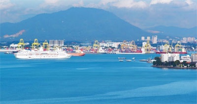 Pinang harbor (Penang) (Malaysia)