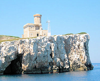 Faro di S Domino (I Tremiti)